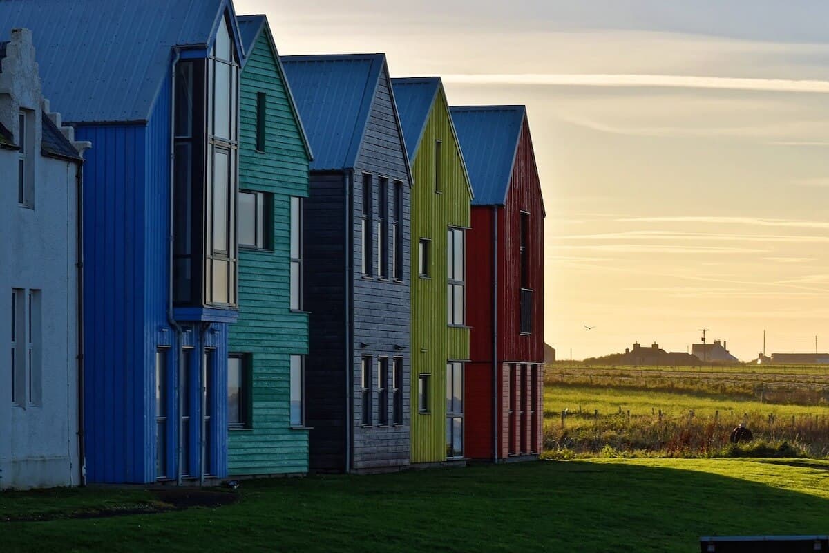 Investing The Best Real Estate Crowdfunding Sites for Non-Accredited Investors