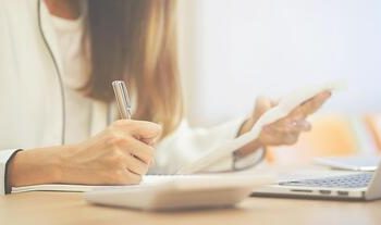 Credit Cards FICO Suing the Credit Bureaus Over VantageScore
